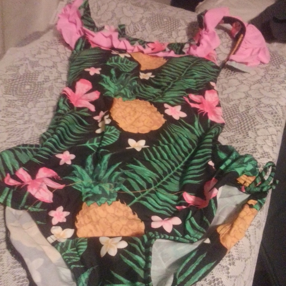 Girls swimsuits